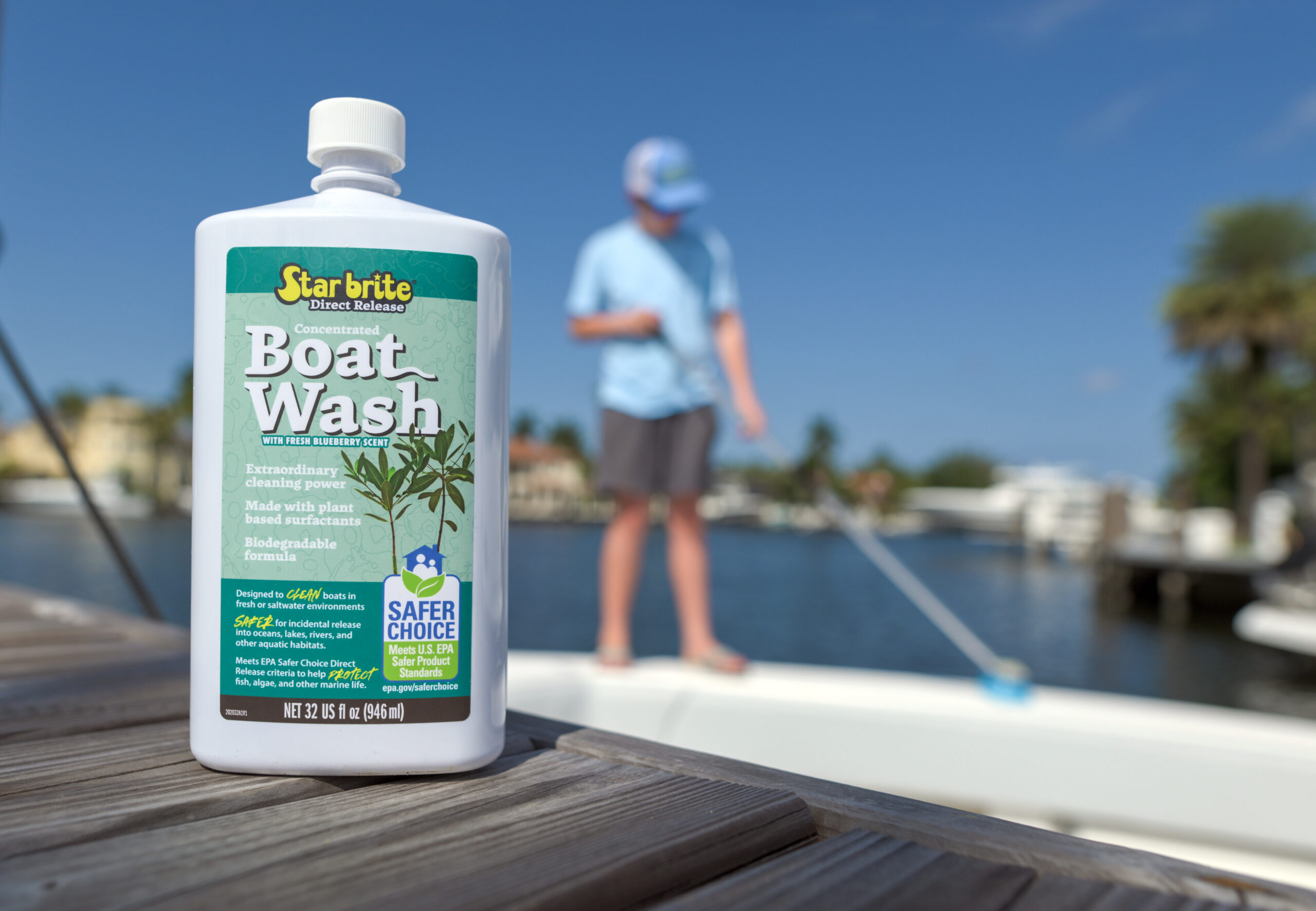 Star brite Direct Release Boat Wash delivers powerful, biodegradable cleaning for every boat surface. Safe for direct release and built for serious anglers.
