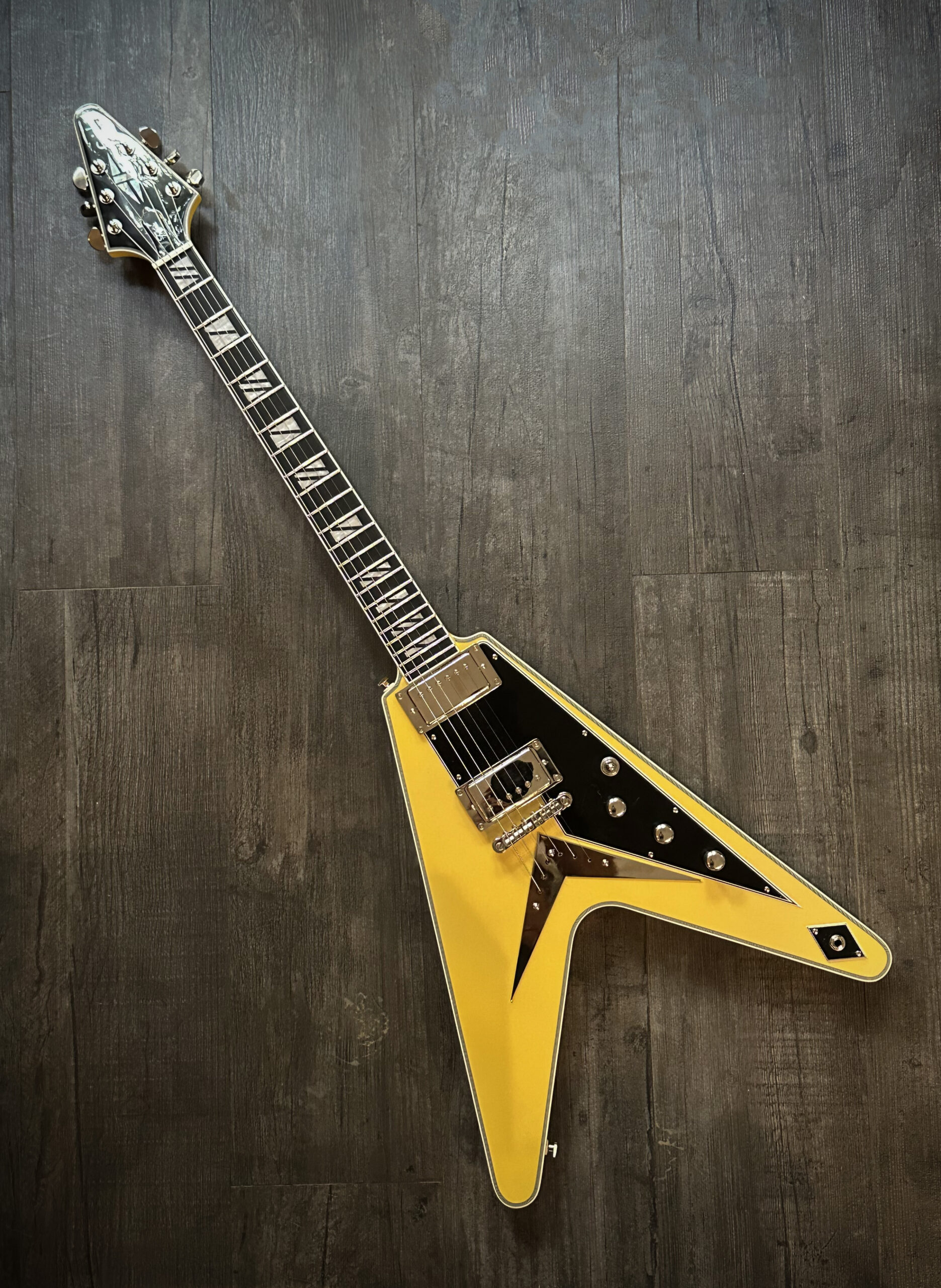 Next-Level Epiphone Performance Futura Flying V